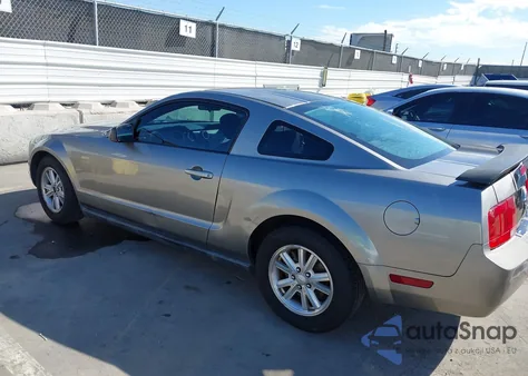 2008 Ford Mustang V6 Deluxe/V6 Premium from USA, damaged, VIN 1ZVHT80NX85177803